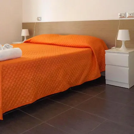 Stunning Apartment In Martinsicuro Apartmán *